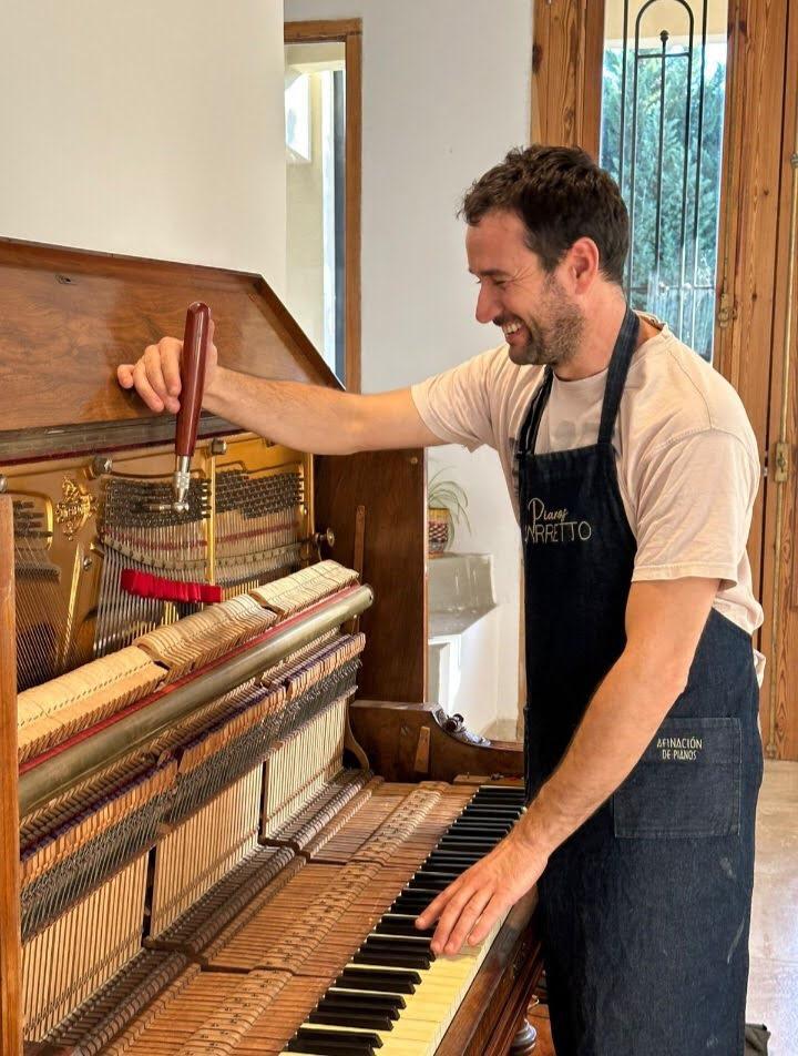 afinación de pianos en Cataluña – Pianos Carretto